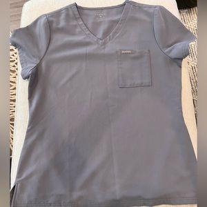 Jaanuu Scrub Top